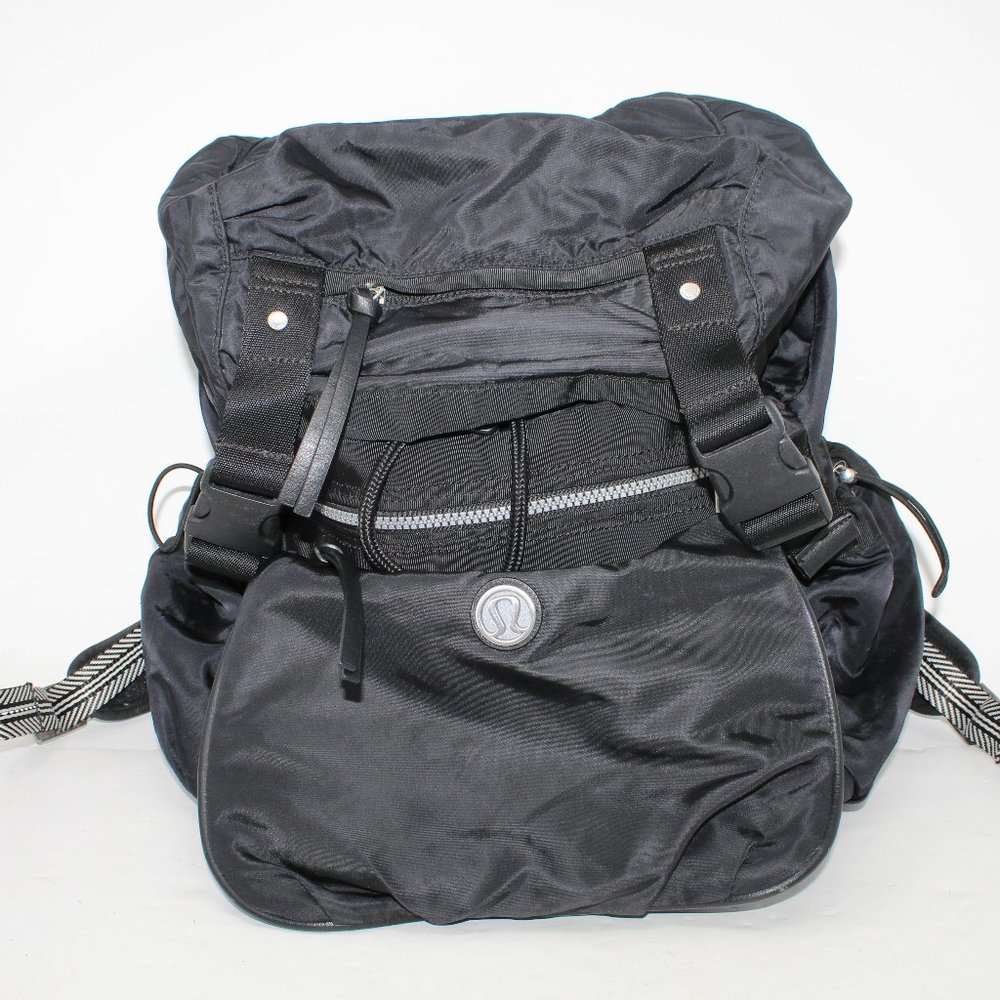 Lululemon Athletica Traveling Yogini Rucksack Blk Backpack Bag w/Removable Purse